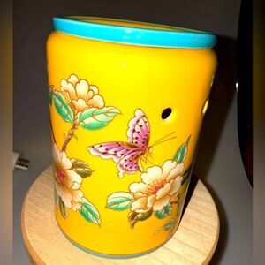 SCENTSYSY WAX WARMER {MADAME BUTTERFLY YELLOW}
